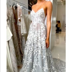 Vagabond Wilde Stunning Wedding Dress